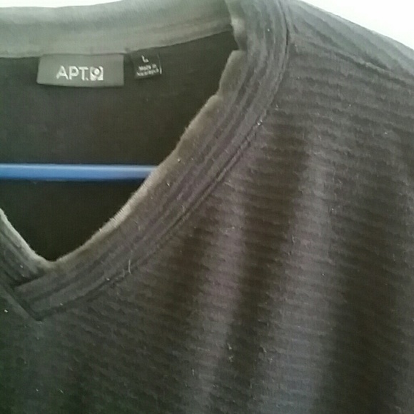 Large cotton black shirt - Picture 3 of 3